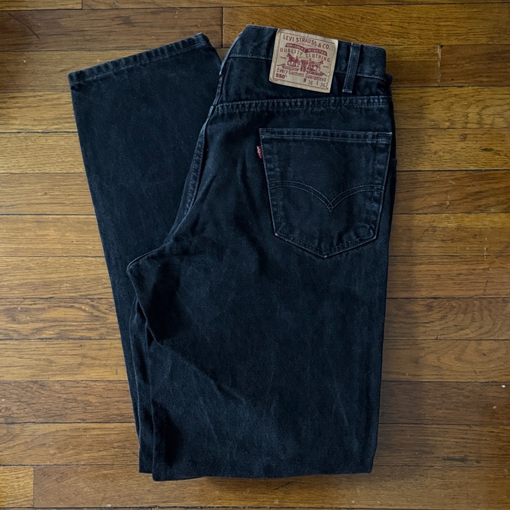 Vintage Levi's Men's 550 Relaxed Jeans - Picture 5 of 11